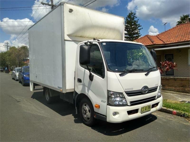 Hino 300 Series 2016 MWB, Manual transmission, Diesel, A/C, P/S, Low Kms: 65,918 kms